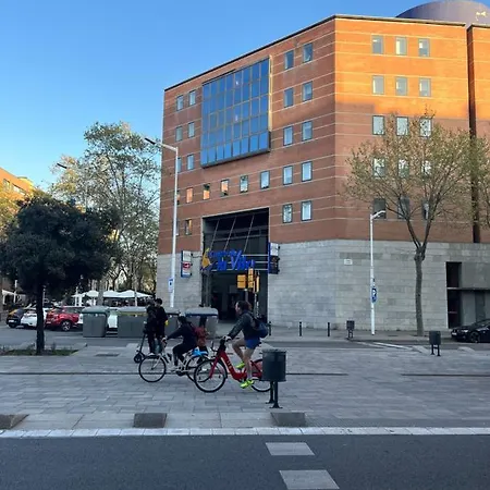 Apartamento Vila Olimpica Met 2 Slaapkamers Op 200meter Novia Icaria Apartment